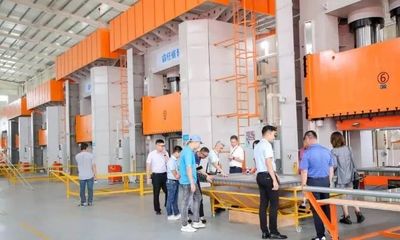 国内首条自主研发全自动整装卫浴生产线启幕，睿住优卡引领瓷砖卫浴新革命